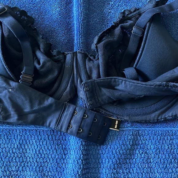 Victoria secret bra 36D. Navy blue, unlined - Picture 3 of 3